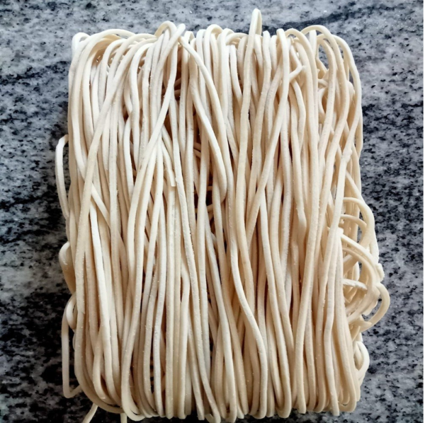 Chinese Veg Hakka Raw Noodles 1kg